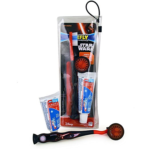 StarWars Toothbrush with Suction Cup And Cap 1Ct